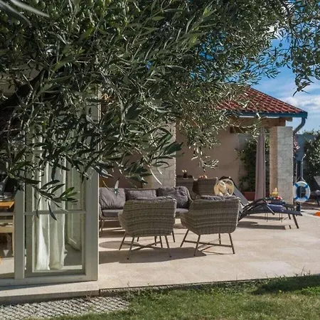 Nar With Pool And Panoramic Views *