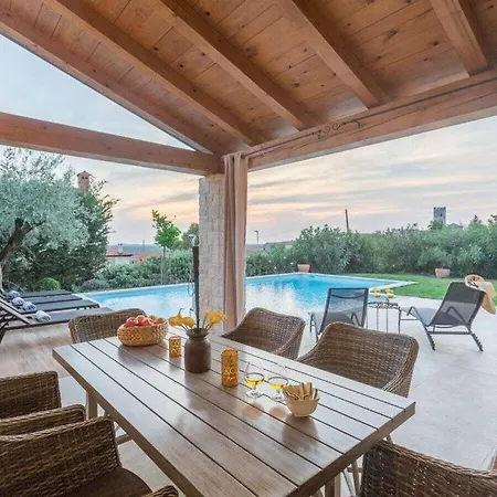 Nar With Pool And Panoramic Views Villa Sveti Lovreč Pazenatički