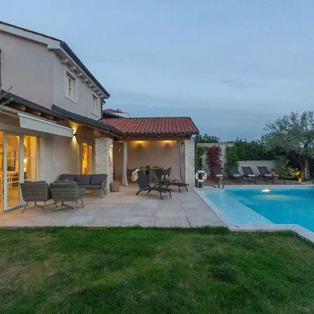 Nar With Pool And Panoramic Views Sveti Lovreč Pazenatički